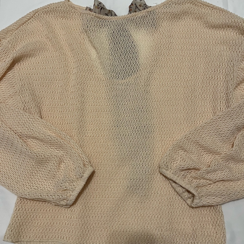 Gimmicks by BKE Cream Knit Top